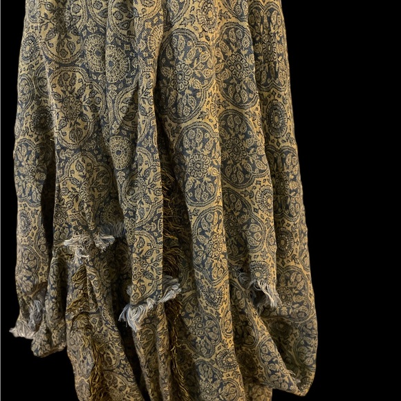 🆕Free People kimono wrap shawl Boho Chic Wrap scarf style fabric perfect fall - Picture 5 of 6